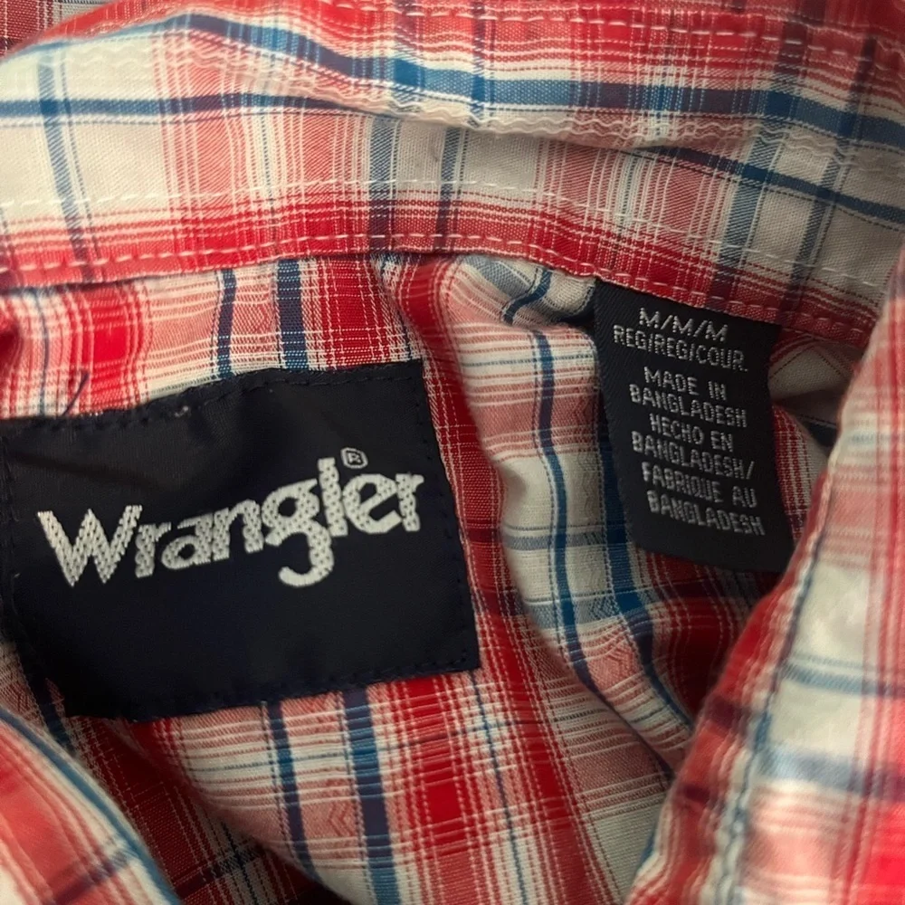 Wrangler pearl snap long sleeve shirt men’s medium